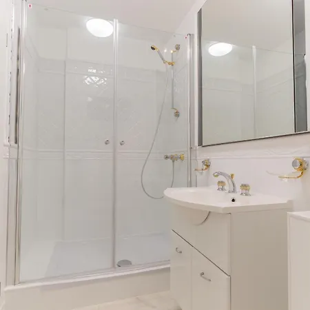 Haus Am F1 Apartmán *